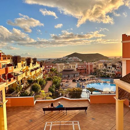Sunny Apartment & Heated Pool Los Cristianos  Exterior foto